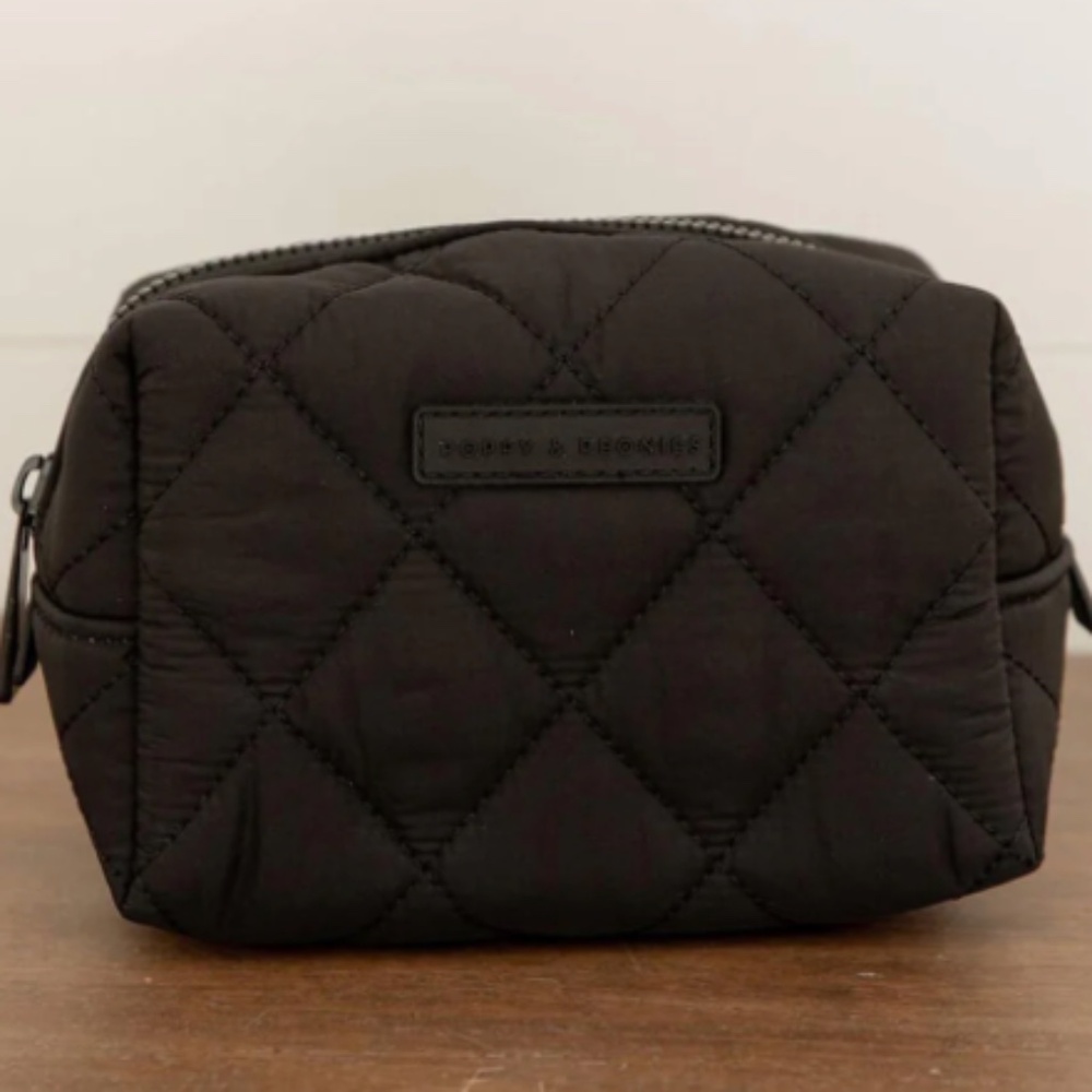 NWOT Poppy & Peonies Quilted Black Cosmetic Case